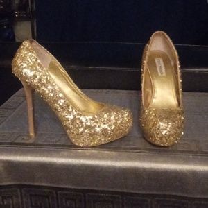 Steve Madden Dress Shoes.    (Final Price)..